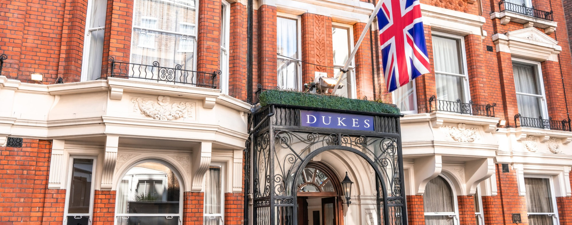 Dukes London Exterior  